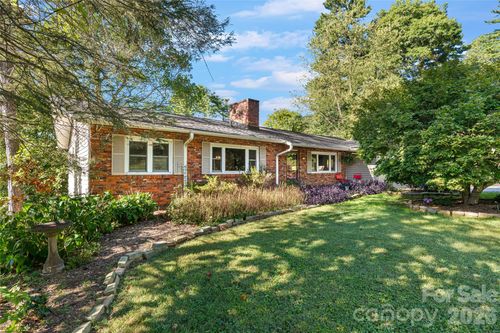 18 Northwood Rd, Asheville, NC, 28804-2845 | Card Image