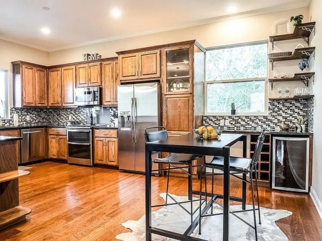 16308 Lake Loop, House other with 4 bedrooms, 4 bathrooms and 4 parking in Austin TX | Image 23