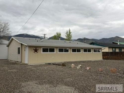 805 E Lemhi Ave, Salmon, ID, 83467-4726 | Card Image