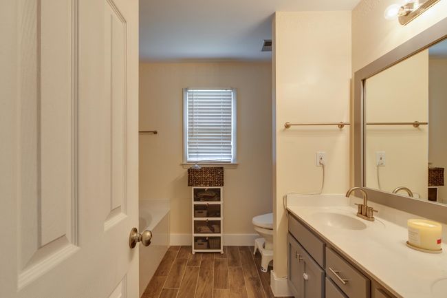 8703 Old River Rd, House other with 3 bedrooms, 2 bathrooms and null parking in Cordova TN | Image 20