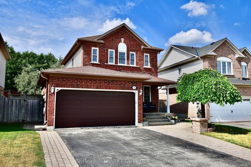 24 Glenora Pl, Keswick, ON, L4P3Y7 | Card Image