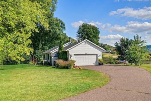 5311 County Rd W, Holmen, WI, 54636-9108 | Card Image