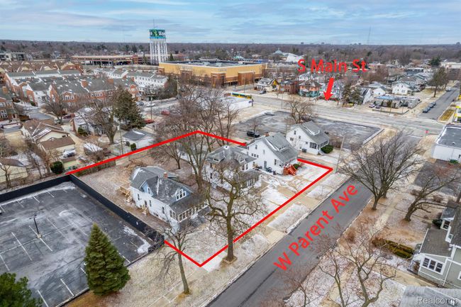 207 W Parent Ave, House other with 4 bedrooms, 2 bathrooms and null parking in Royal Oak MI | Image 4