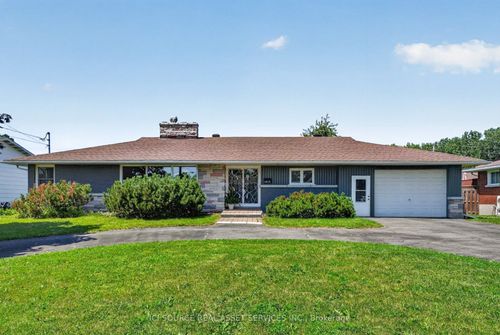 1215 Princess St, Cornwall, ON, K6J1S2 | Card Image
