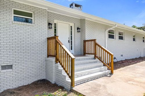 108 Fairfield Dr, Hartwell, GA, 30643-7174 | Card Image