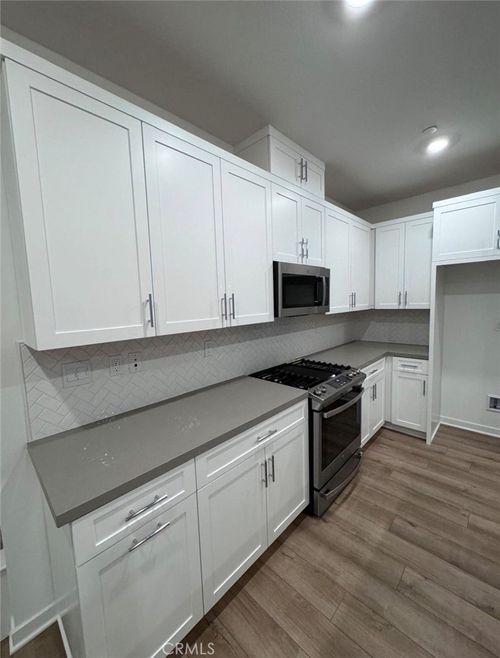 4085 Spring Haven Ln, Corona, CA, 92883-3192 | Card Image