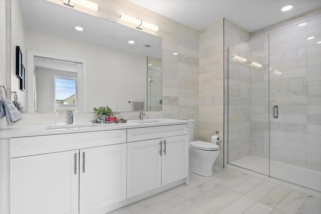 APT-509 - 301 Border St, Condo with 2 bedrooms, 2 bathrooms and 1 parking in Boston MA | Image 16
