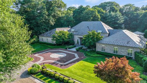 45 Wolver Hollow Rd, Glen Head, NY, 11545-2807 | Card Image