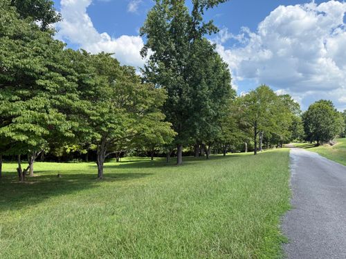 2223 Cherry Loop Rd, Jamestown, KY, 42629 | Card Image