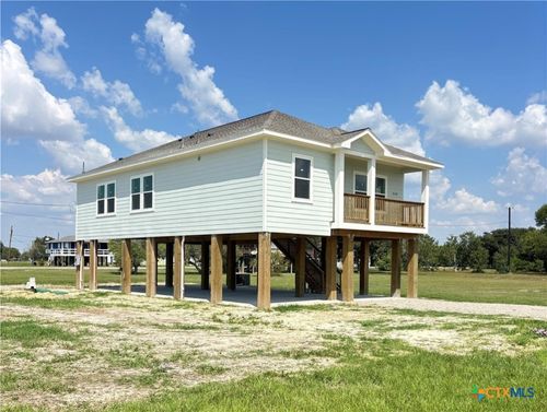 638 Swallow Dr, Palacios, TX, 77465-1964 | Card Image