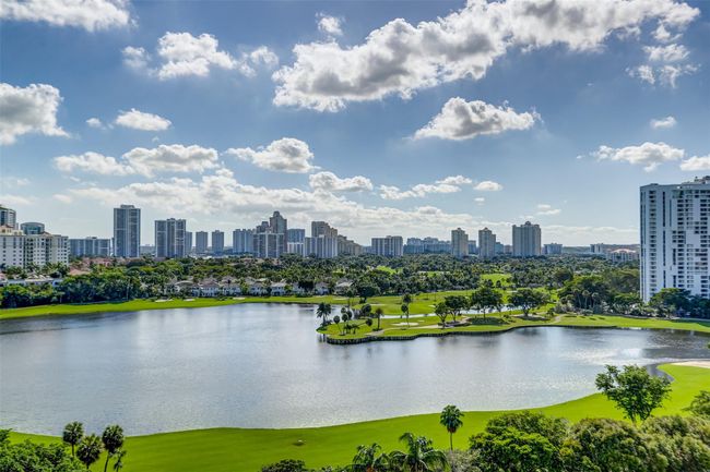 1506 - 3675 N Country Club Dr, Condo with 2 bedrooms, 2 bathrooms and null parking in Aventura FL | Image 50