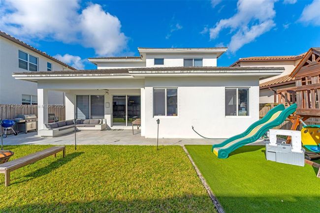 15124 Sw 176 Th Ter, House other with 4 bedrooms, 4 bathrooms and null parking in Miami FL | Image 31