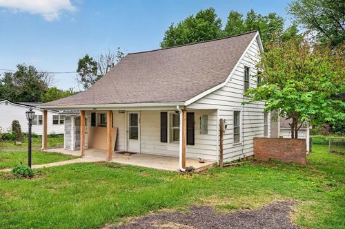 16863 E Prospect Ave, ELKTON, VA, 22827-1676 | Card Image
