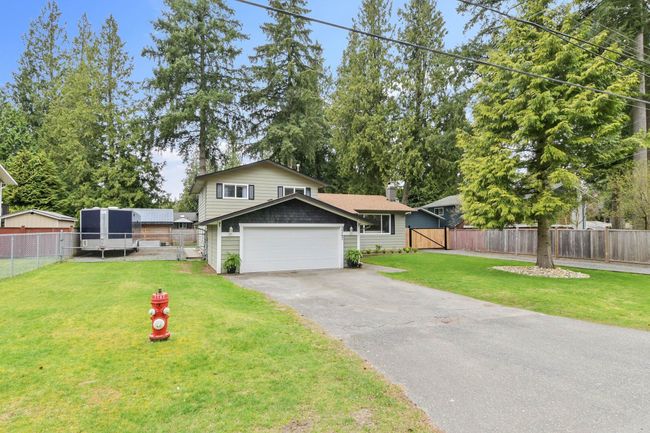 3747 207 Street, House other with 3 bedrooms, 1 bathrooms and 12 parking in Langley BC | Image 2