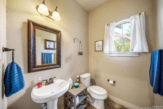378 Lantana Xing, House other with 4 bedrooms, 3 bathrooms and null parking in Spring Branch TX | Image 26