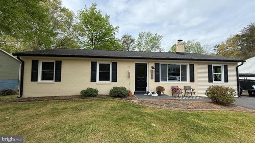 10406 Hillside Ln, FREDERICKSBURG, VA, 22408-2680 | Card Image