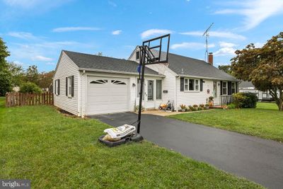 46 Pennsylvania Avenue, House other with 3 bedrooms, 1 bathrooms and null parking in LITTLESTOWN PA | Image 2