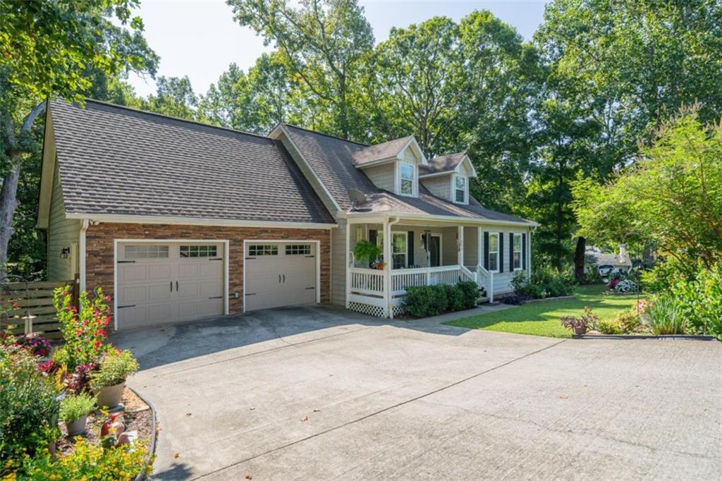 Hood Rd, Talking Rock, GA 30175