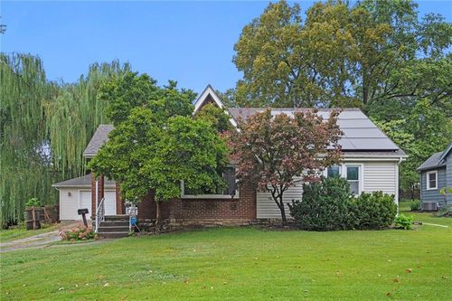 2718 Windsor Ave, Independence, MO, 64052-3259 | Card Image