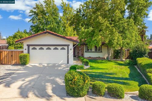 1924 Woodmoor Ct, Concord, CA, 94518-3438 | Card Image