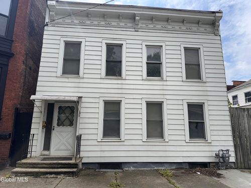 393 3rd St, Troy, NY, 12180-5320 | Card Image