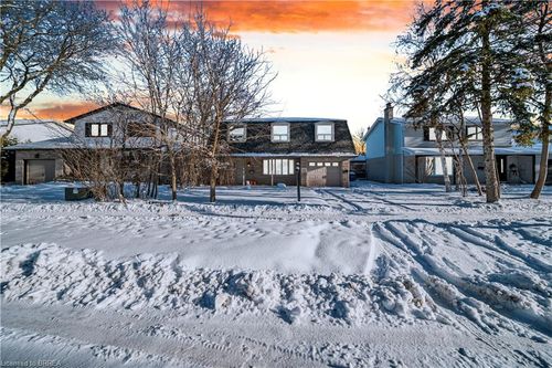 61 Vanier Dr, Guelph, ON, N1G2K9 | Card Image