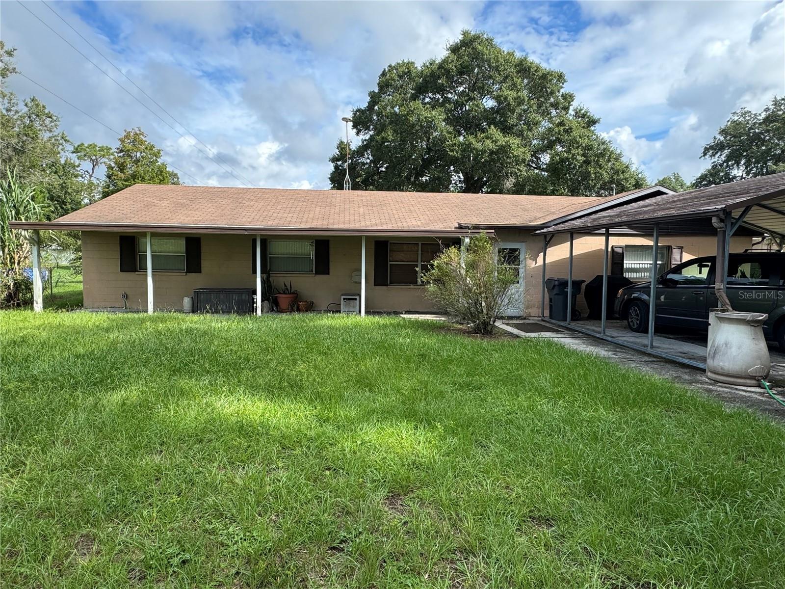 Grove Pl, Lakeland, FL 33810