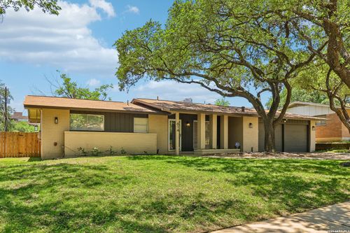 614 Coronet St, San Antonio, TX, 78216-5209 | Card Image