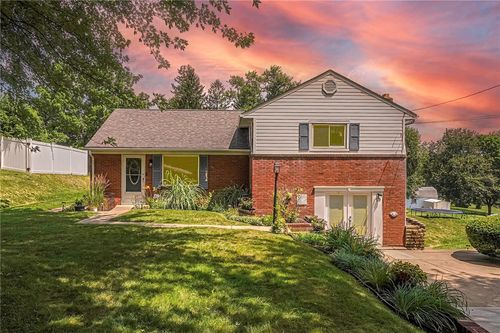 119 S Patton Dr, Coraopolis, PA, 15108-2523 | Card Image