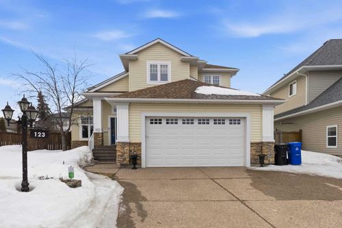 123 Paulin Bay, Fort Mcmurray, AB, T9K0A9 | Card Image