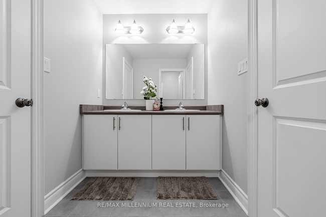 19 Mitchell Cres, House other with 5 bedrooms, 4 bathrooms and 7 parking in Mono ON | Image 12