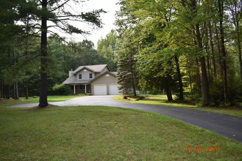 1686 Rau Rd, West Branch, MI, 48661-9328 | Card Image