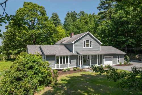 69 High St, Walpole, NH, 03608-8803 | Card Image