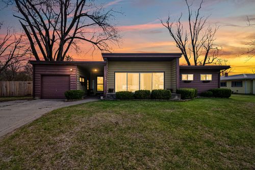 117 Orchard Ridge Pkwy, Hillsdale, MI, 49242-1416 | Card Image