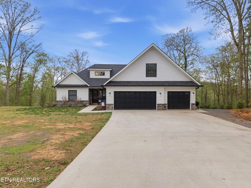 946 Parks Ferry Rd, Friendsville, TN, 37737-2021 | Card Image
