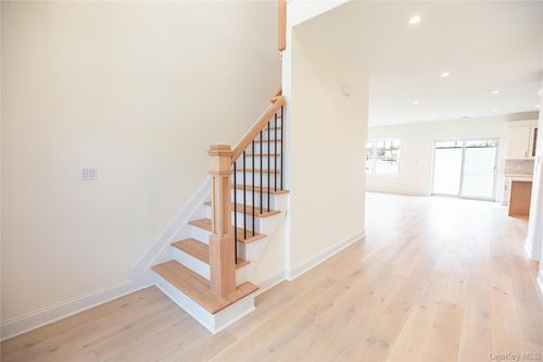 2910 Yale Pl, Baldwin, NY, 11510-4334 | Card Image