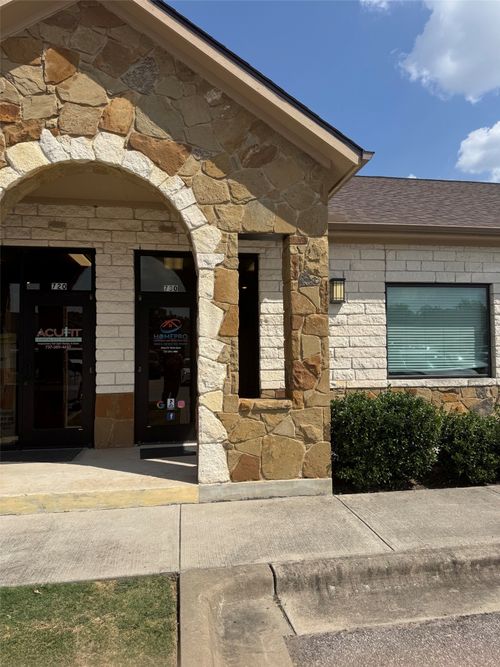 730-2911 A W Grimes Blvd, Pflugerville, TX, 78660-4832 | Card Image