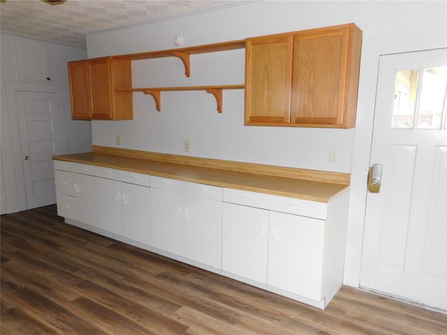 enought cabinet & counter space or all the dishes, small appliances and elbow room | Image 12