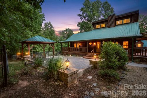 270 Cross Ridge Dr, Rutherfordton, NC, 28139-6439 | Card Image