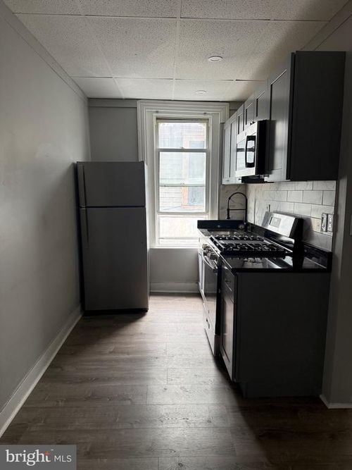apt-3a-2213 W Tioga St, PHILADELPHIA, PA, 19140-3800 | Card Image