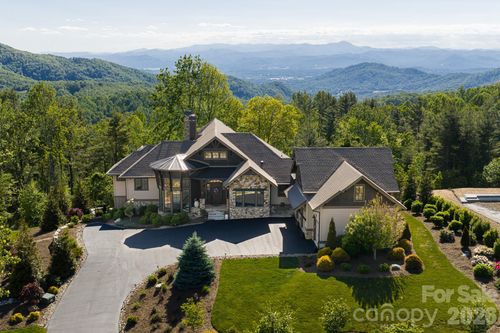 31 Bear Tree Ct, Hendersonville, NC, 28792-0429 | Card Image