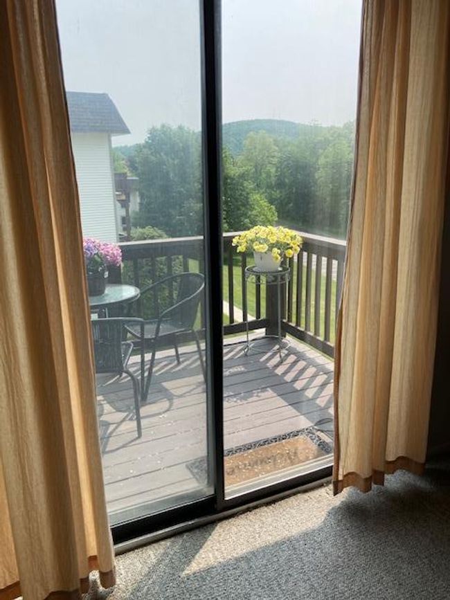 View of entryway | Image 14