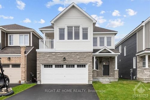 74 Hackamore Cres, Richmond, ON, K0A2Z0 | Card Image