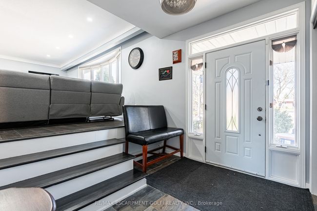 4126 London Crt, House other with 3 bedrooms, 3 bathrooms and 4 parking in Niagara Falls ON | Image 6