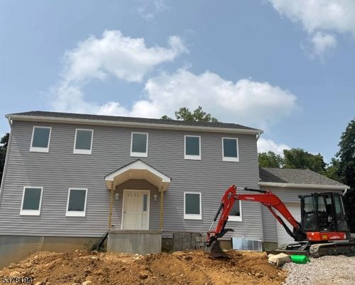 5 Heather Hills Rd, Washington, NJ, 07882-4420 | Card Image