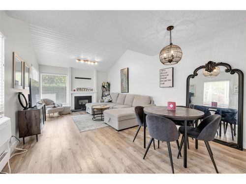 19211 Fairway Dr, Surrey, BC, V3S5M8 | Card Image