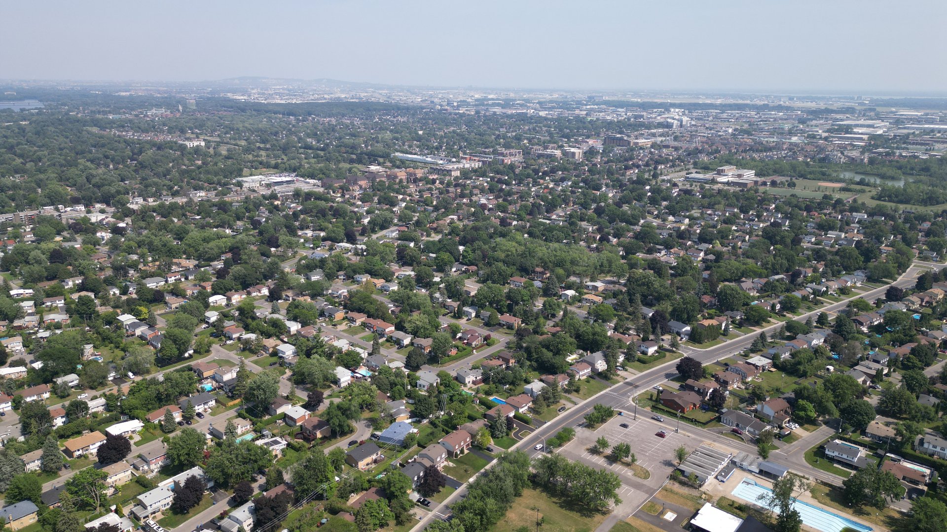 Residential Lease in Dollard-Des-Ormeaux 5