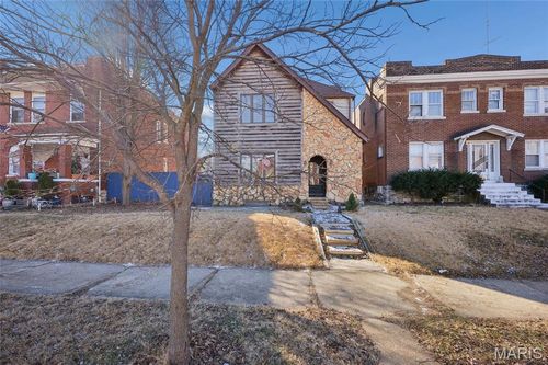 612 Bates St, Saint Louis, MO, 63111-2107 | Card Image