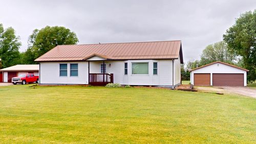 16219 State Road 93, Galesville, WI, 54630-8239 | Card Image