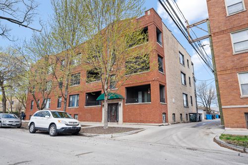 apt-2-3918 W Roscoe St, Chicago, IL, 60618-8780 | Card Image